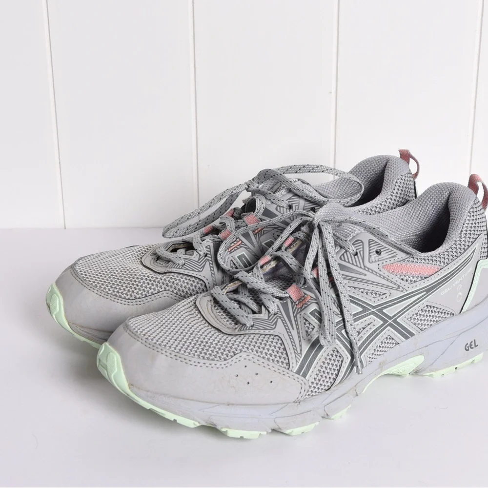 ASICS Women's‎ GEL VENTURE 8 running shoes; gray, green, and pink; size 8.5 WIDE